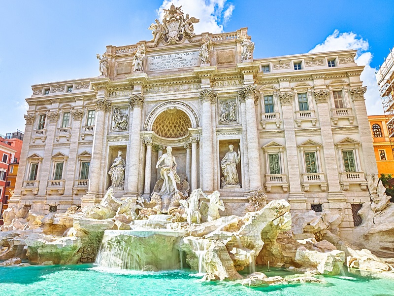 Attractions in rome - Trevi Fountain